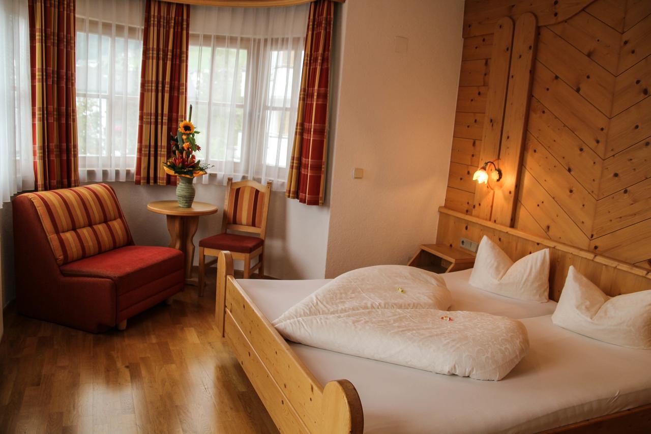 Hotel Garni Apart Elfriede Fiss Esterno foto